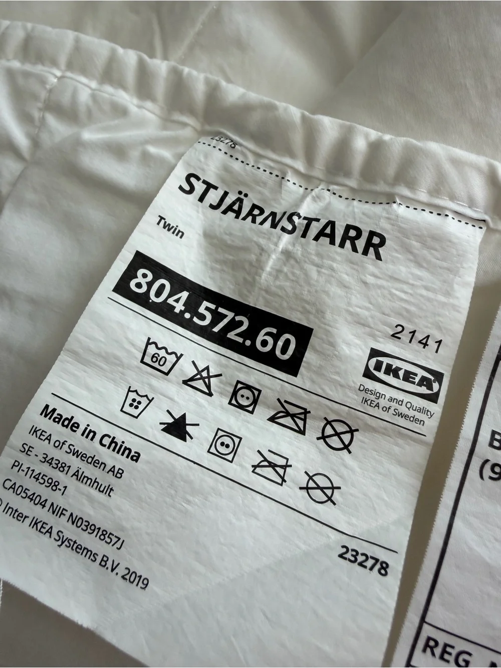 IKEA Lightweight Duvet Insert. Twin.